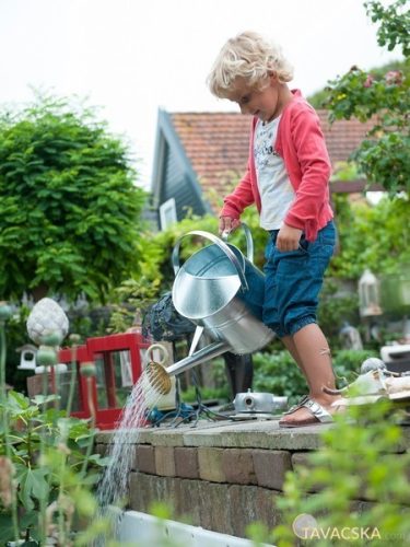 Öntözőkanna  9l galvanizált, műanyag  